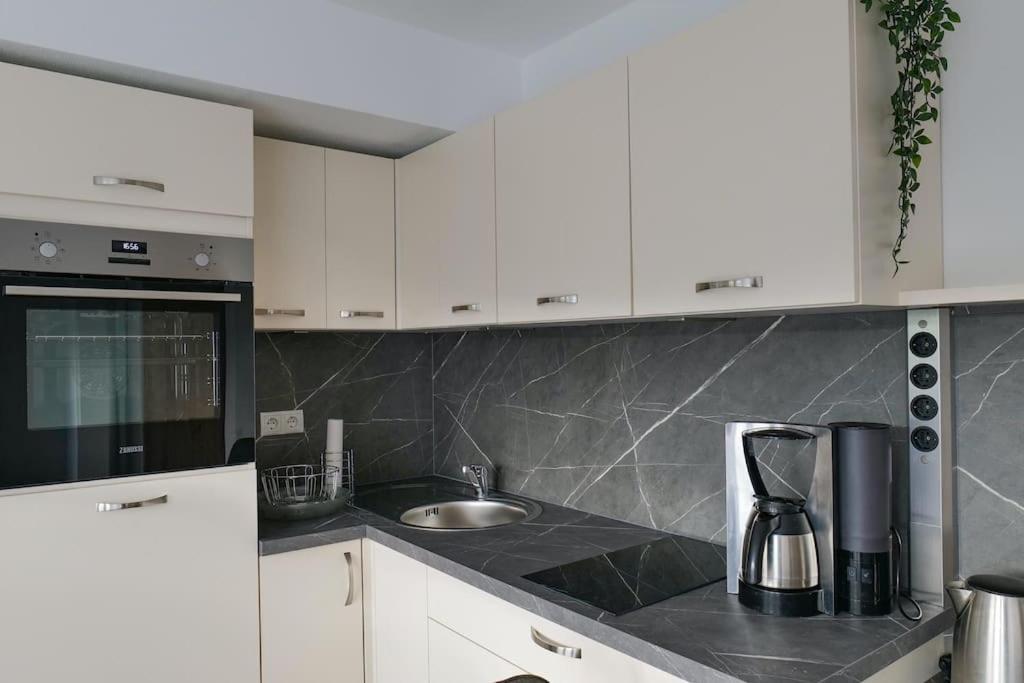 Wunderschoene Ferienwohnung Mit Balkon In Aue Aue (Saxony) Exterior foto